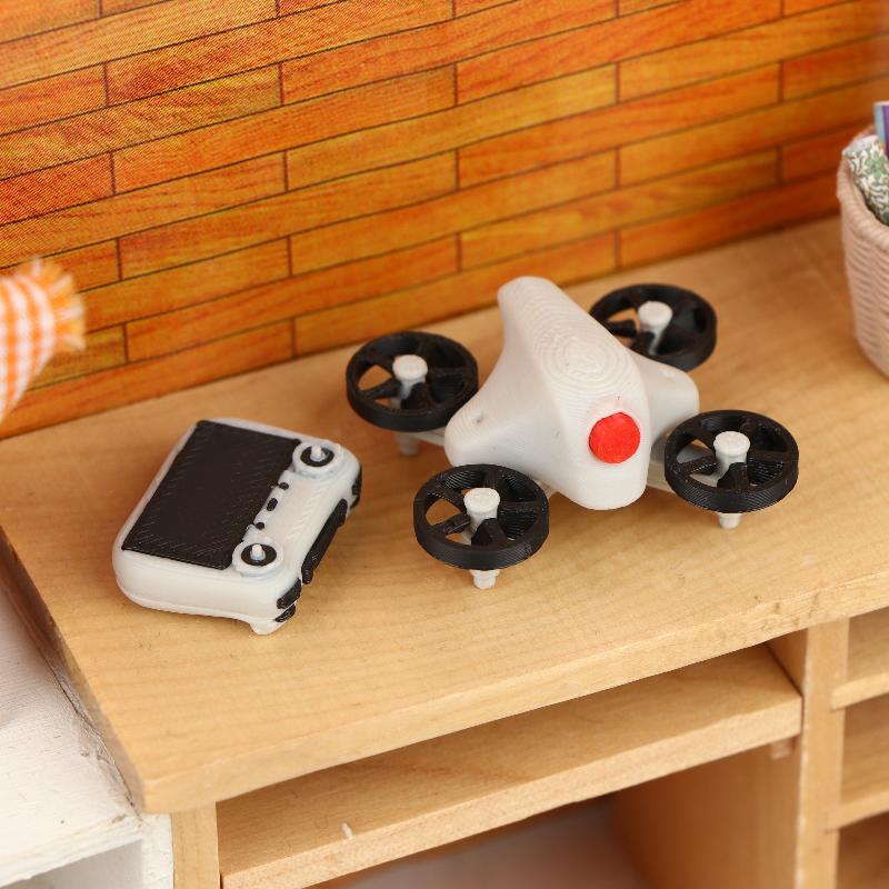 Photography Simulator - Miniature Simulation Drone Model With Remote
